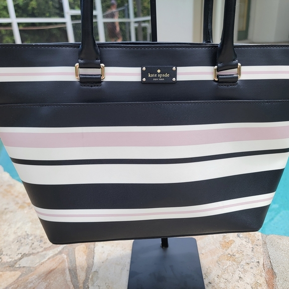 Kate Spade Black, White And Blush Pink Vinyl Striped Tote With Leather Trim - Picture 2 of 11